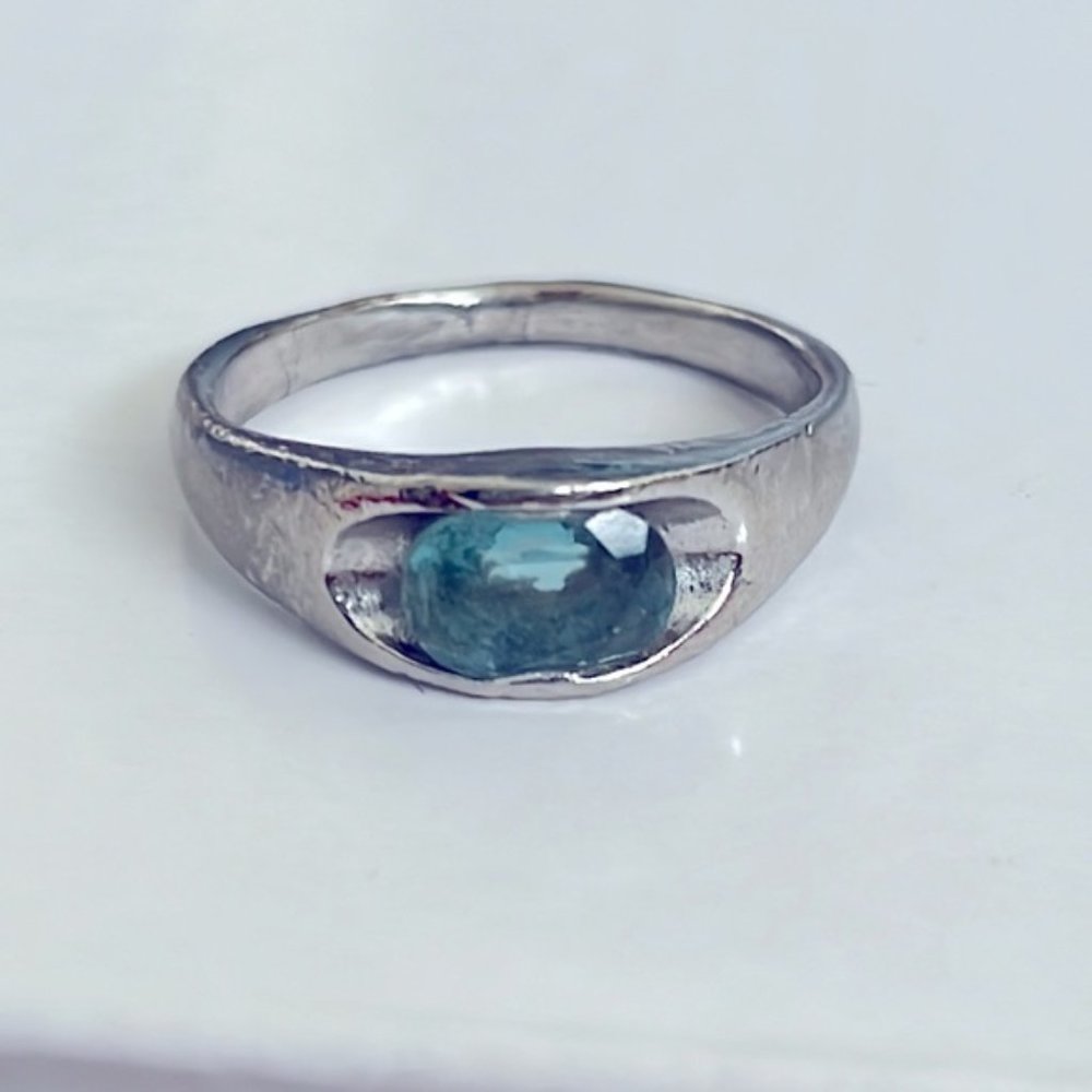 Silver ring blue stone